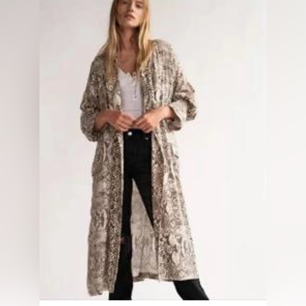 Free People Sunset Duster In snake print Size Small